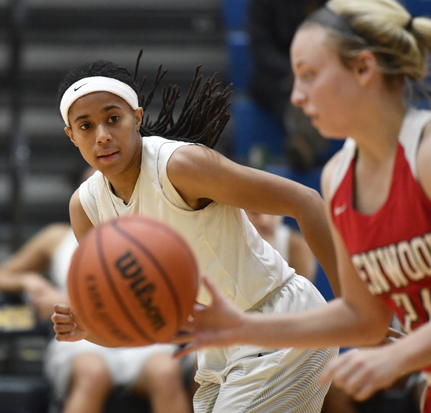 O’Fallon vs Chatham Glenwood in Southern Illinois Shootout basketball game